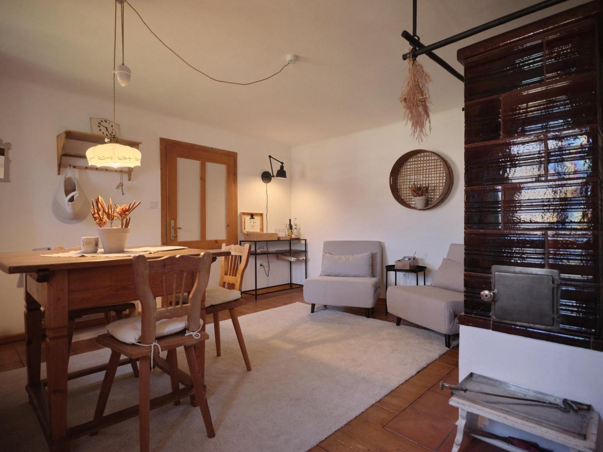 Aigen 13 Apartment ภายนอก รูปภาพ